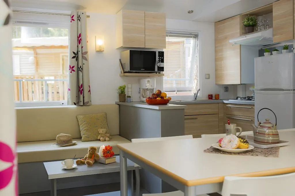 Camping Les Dauphins Hotel Saint-Cyr-sur-Mer